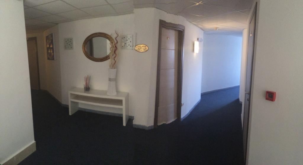 Hotel Clinton Casoria Dış mekan fotoğraf