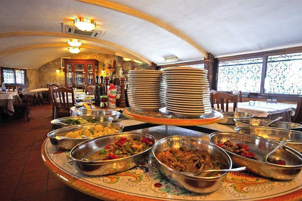 Hotel Clinton Casoria Dış mekan fotoğraf
