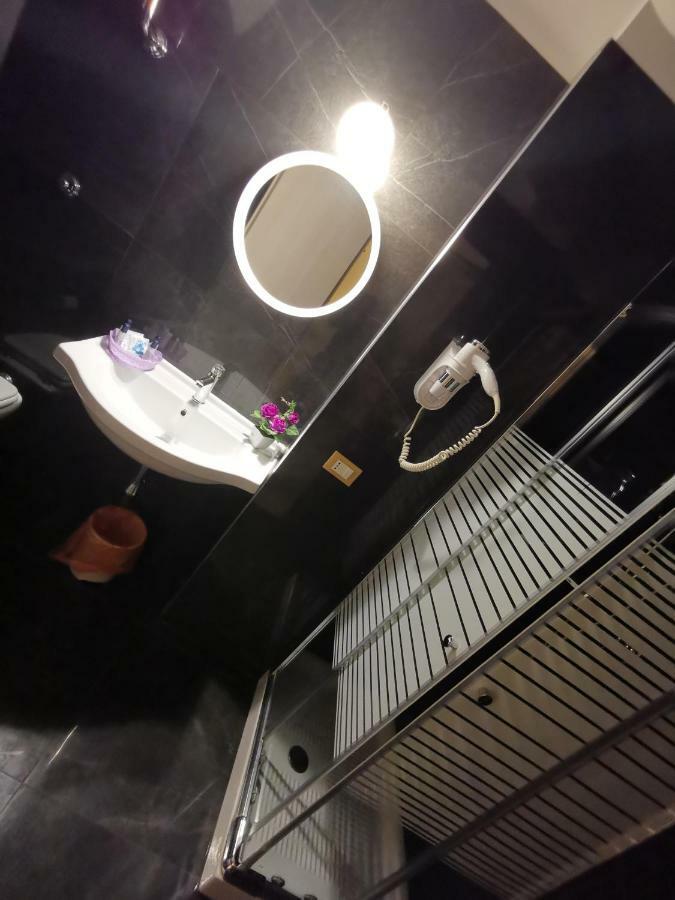 Hotel Clinton Casoria Dış mekan fotoğraf